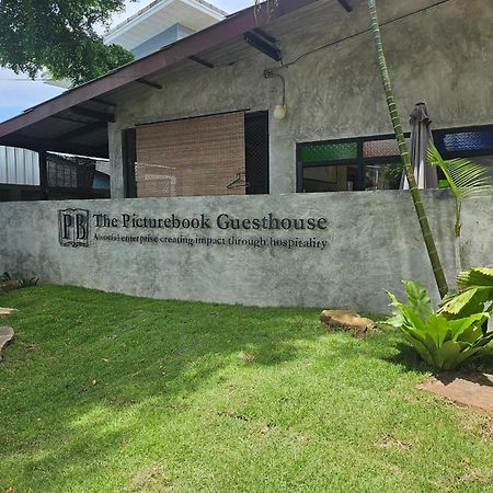 The Picturebook Guesthouse Mae Sot Exteriör bild
